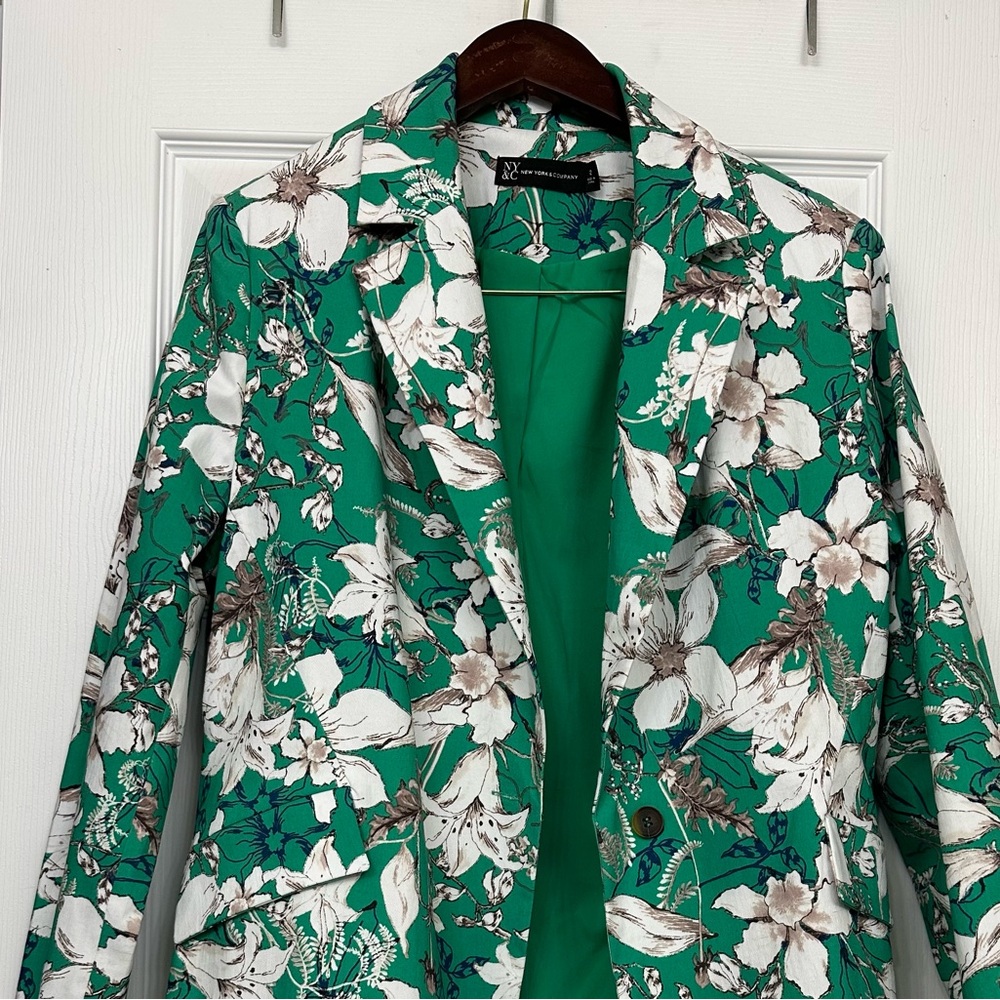 Floral Green Women's Blazer